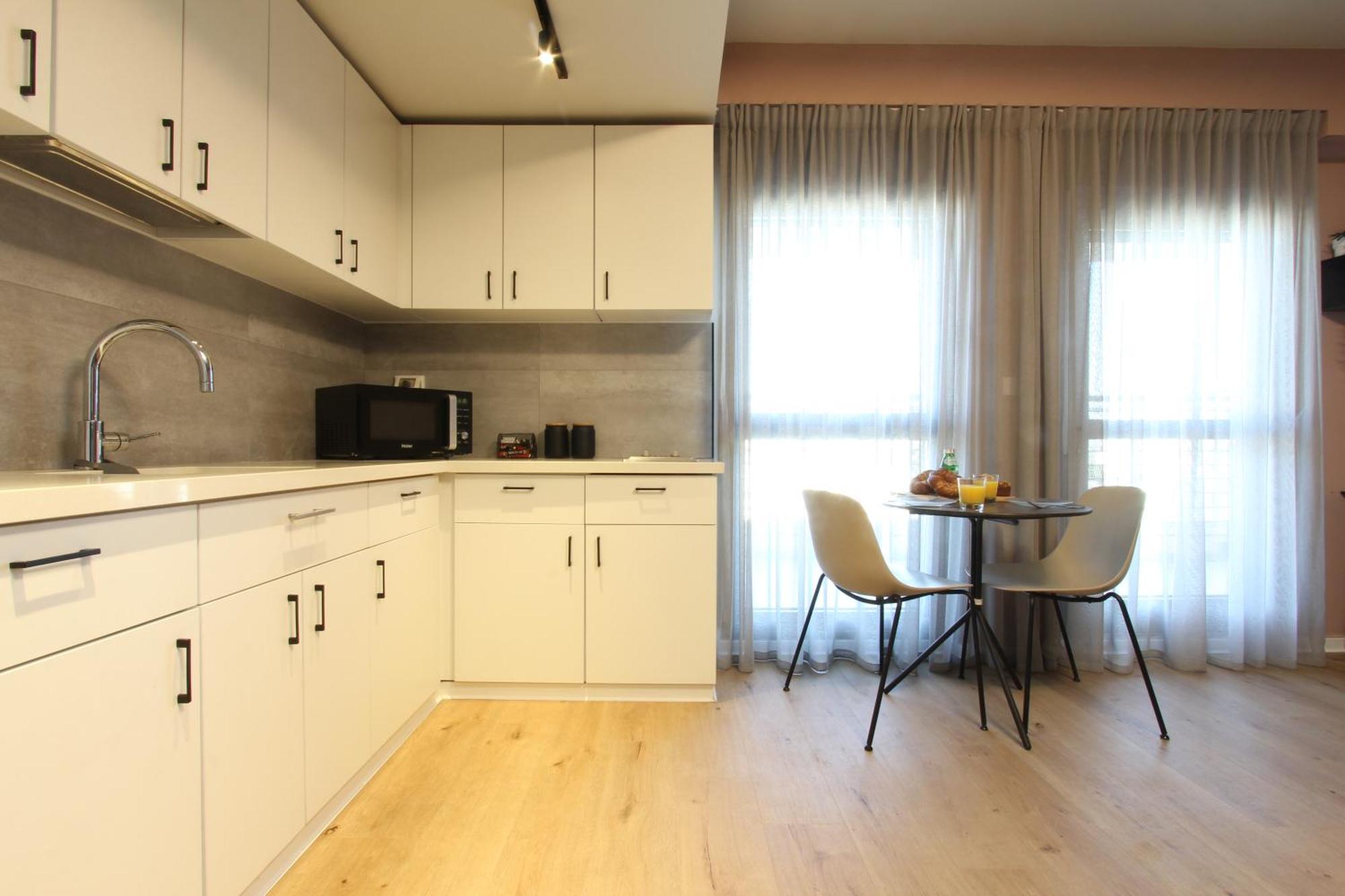 דירות גני תערוכה - Tlv University Apartments Near Expo By Sea N' Rent Τελ Αβίβ Δωμάτιο φωτογραφία